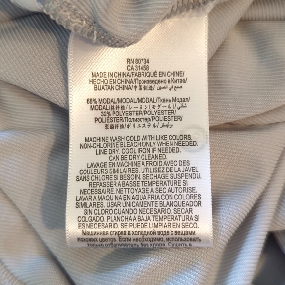 BCBG MaxAzria draped tank top light blue XS - Picture 7 of 7